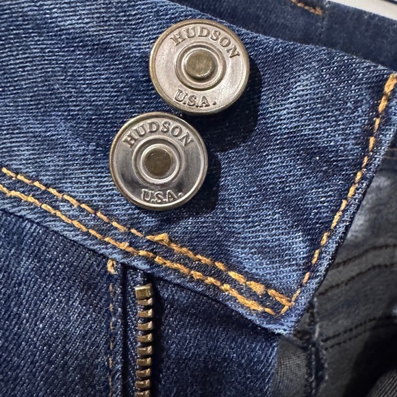 Hudson Women’s Beth Baby Boot Leg Jeans in Dark Wash Sz 32 - Picture 2 of 6